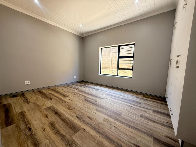 4 Bedroom Property for Sale in Tafelzicht Western Cape